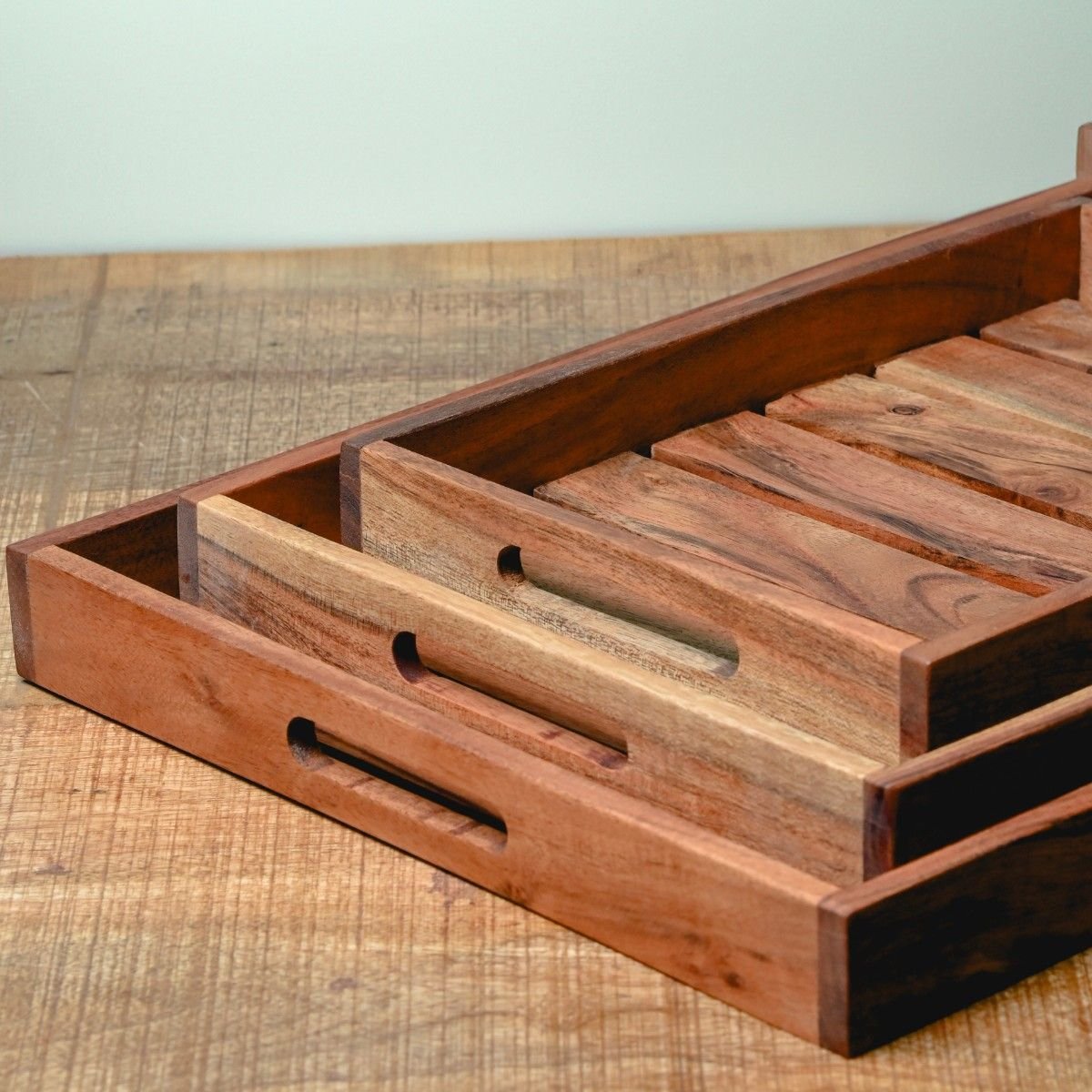 Strip Tray (15" x 10")