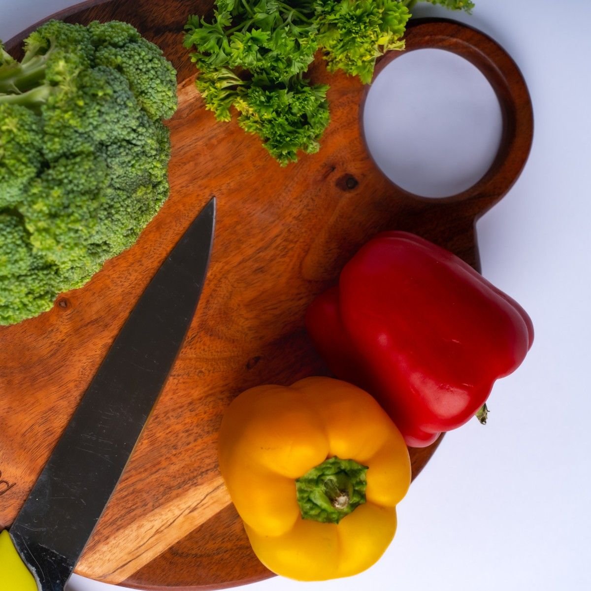 Round Hole Cutting Board