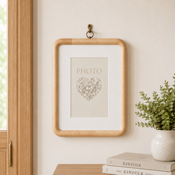 Classic Soft-Edge Photo Frame