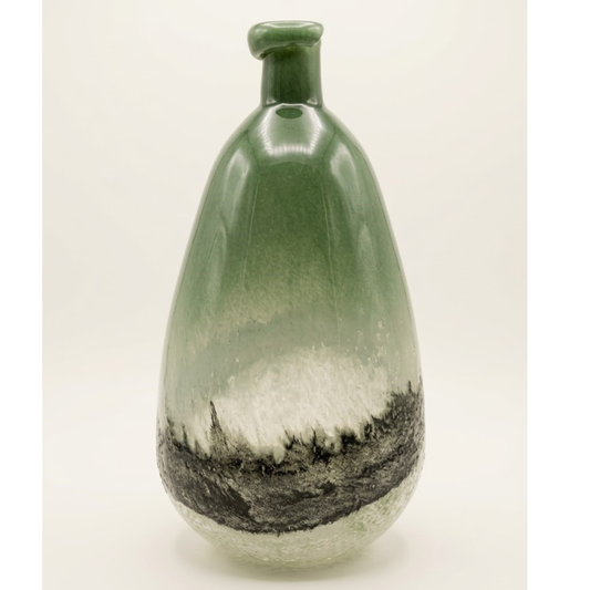 Pearly Pebble Vase