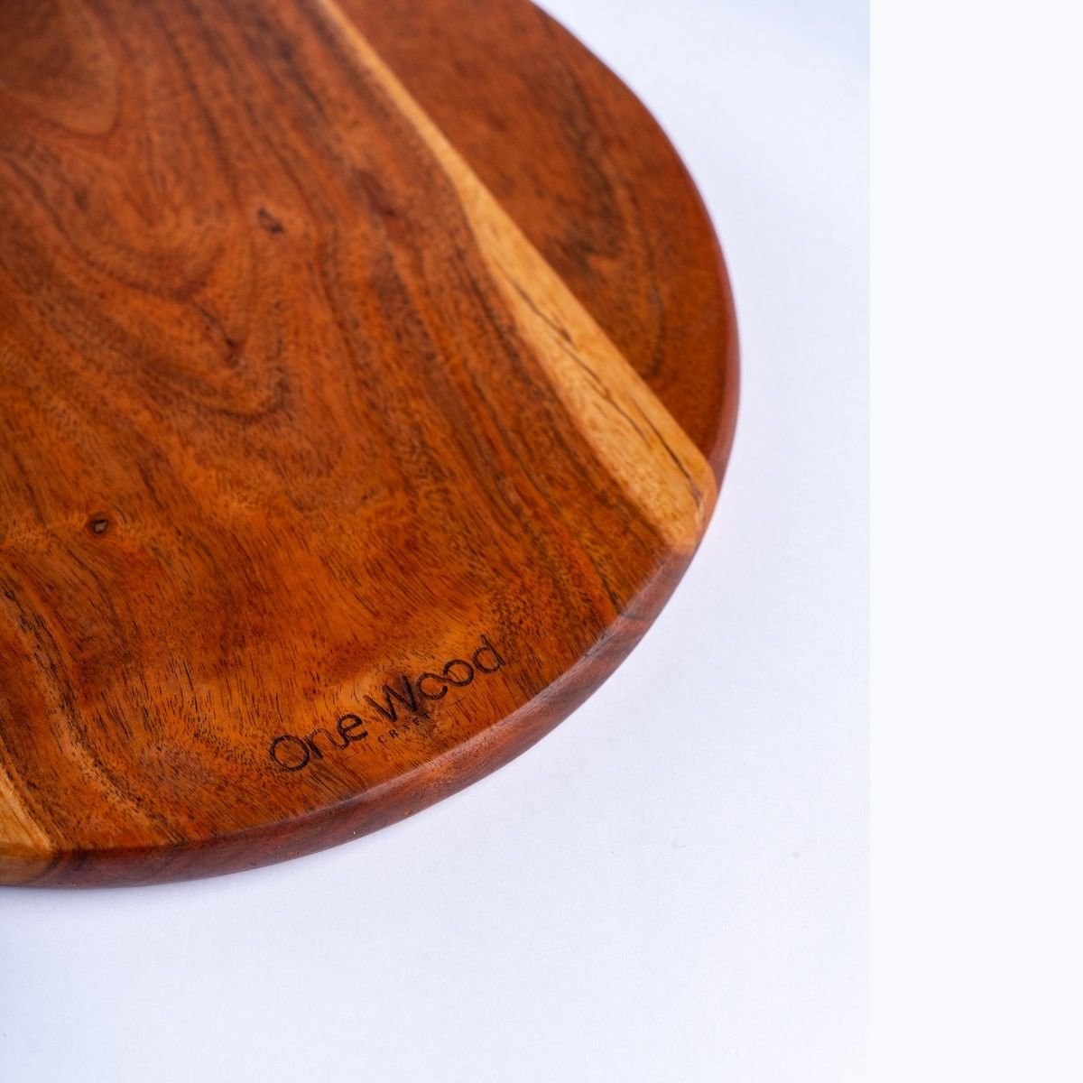 Round Hole Cutting Board